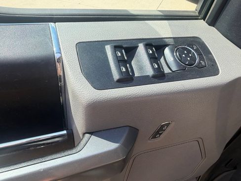 Used 2016 Ford F150 XLT w/ Equipment Group 301A Mid AWD/4WD image 23