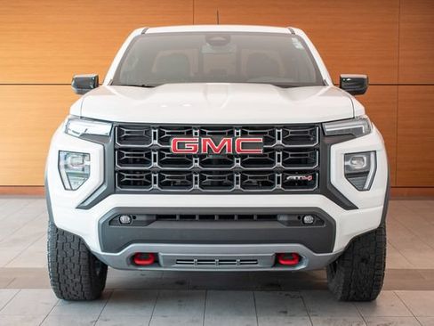Used 2023 GMC Canyon AT4 AWD/4WD image 2