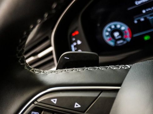 Used 2023 Audi Q8 Premium Plus w/ Premium Plus Package image 30