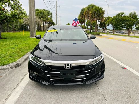 Used 2021 Honda Accord Touring image 8
