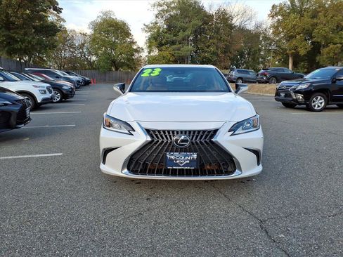 Certified 2023 Lexus ES 350 w/ Premium Package image 2