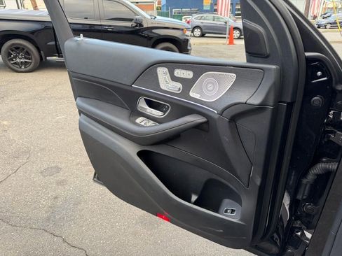 Used 2025 Mercedes-Benz GLE 350 4MATIC image 21