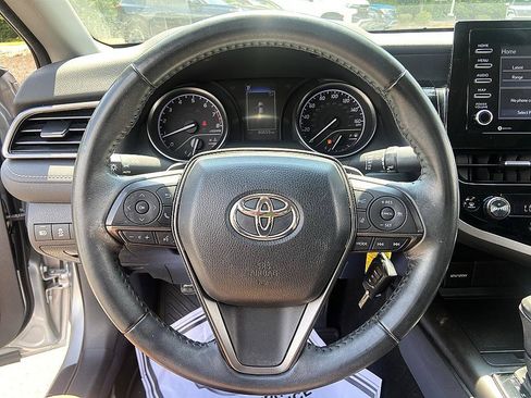 Used 2023 Toyota Camry SE FWD image 13