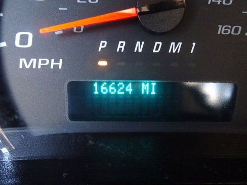 Certified 2024 Chevrolet Express 2500 w/ Driver Convenience Package image 21