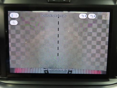 Used 2025 Ford F250 Platinum image 17