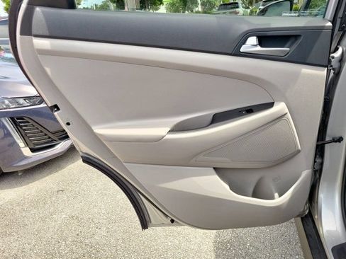 Used 2020 Hyundai Tucson Value FWD image 9