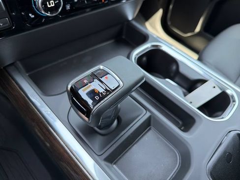 New 2026 GMC Sierra 1500 Elevation w/ Elevation Premium Package AWD/4WD image 15