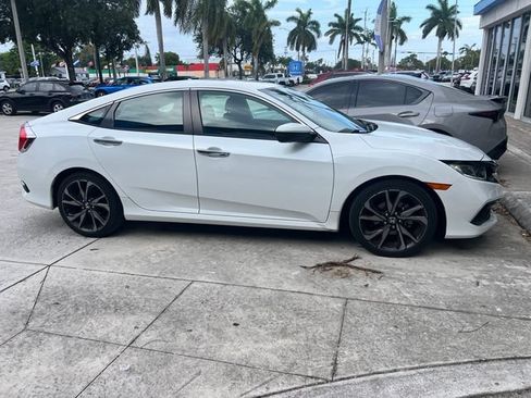 Used 2020 Honda Civic Sport image 9
