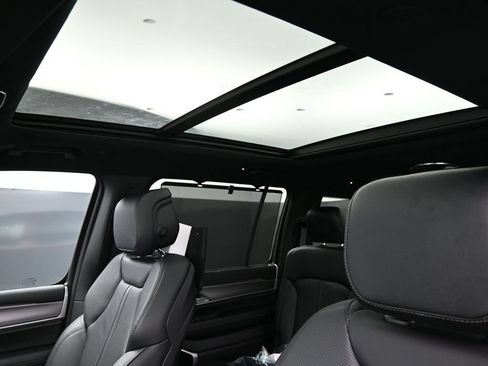 New 2026 Jeep Grand Wagoneer Limited AWD/4WD image 23