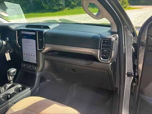 Used 2024 Ford Ranger XLT w/ Technology Package AWD/4WD image 14