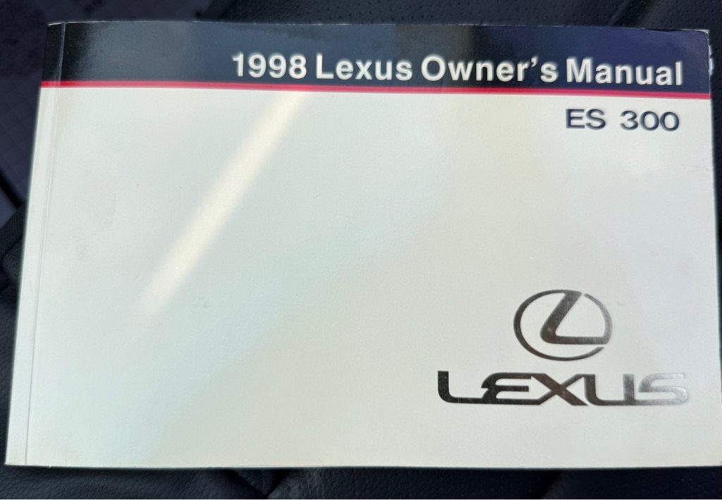 Used 1998 Lexus ES 330 w/ Leather Trim Pkg FWD image 13