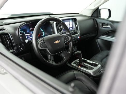 Used 2017 Chevrolet Colorado ZR2 image 5