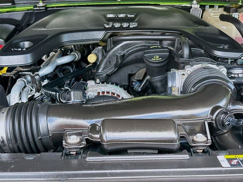 Used 2018 Jeep Wrangler Unlimited Sport S AWD/4WD image 30