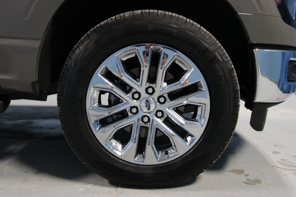 Used 2026 Ford F150 XLT w/ Equipment Group 302A MID AWD/4WD image 35