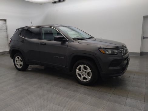 Used 2022 Jeep Compass Sport AWD/4WD image 11