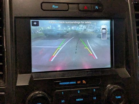 Used 2018 Ford F150 XLT w/ Equipment Group 302A Luxury image 8