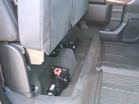 Used 2021 Chevrolet Silverado 1500 LT Trail Boss image 15