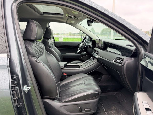 Used 2021 Hyundai Palisade Limited w/ Cargo Package FWD image 11