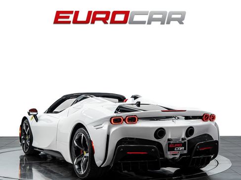 Used 2024 Ferrari SF90 Spider AWD/4WD image 4