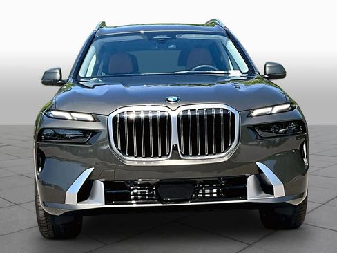 New 2026 BMW X7 xDrive40i w/ Premium Package AWD/4WD image 3