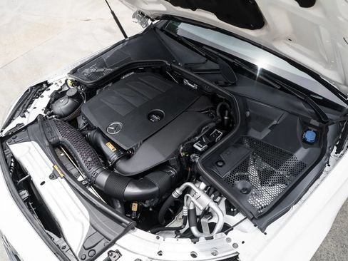 Used 2021 Mercedes-Benz C 300 Sedan image 19