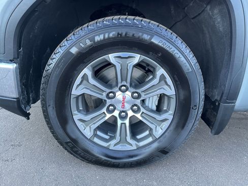 Used 2025 GMC Sierra 1500 SLT AWD/4WD image 9
