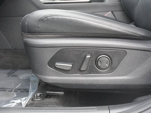 Used 2023 Kia Sportage EX image 31