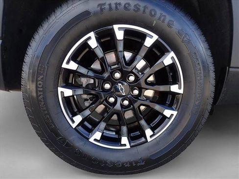 Used 2024 Chevrolet Traverse Z71 w/ Enhanced Driving Package AWD/4WD image 7