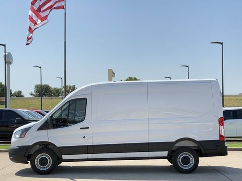New 2025 Ford Transit 250 Base image 31