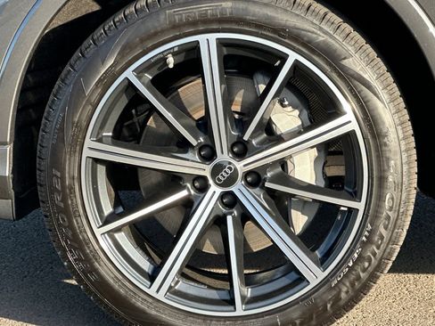 New 2026 Audi Q7 2.0T Premium Plus AWD/4WD image 24