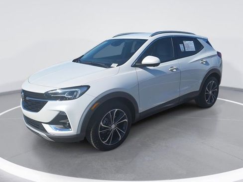 Used 2022 Buick Encore GX Essence w/ Advanced Technology Package image 7