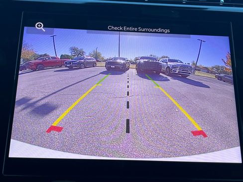 New 2025 Jeep Grand Cherokee Laredo image 9