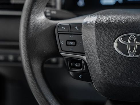 Certified 2025 Toyota Camry LE image 30