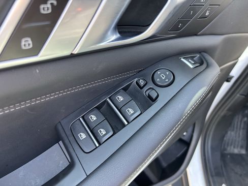 Used 2024 BMW X5 xDrive50e w/ Climate Comfort Package image 15