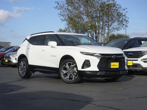 Used 2019 Chevrolet Blazer RS image 2