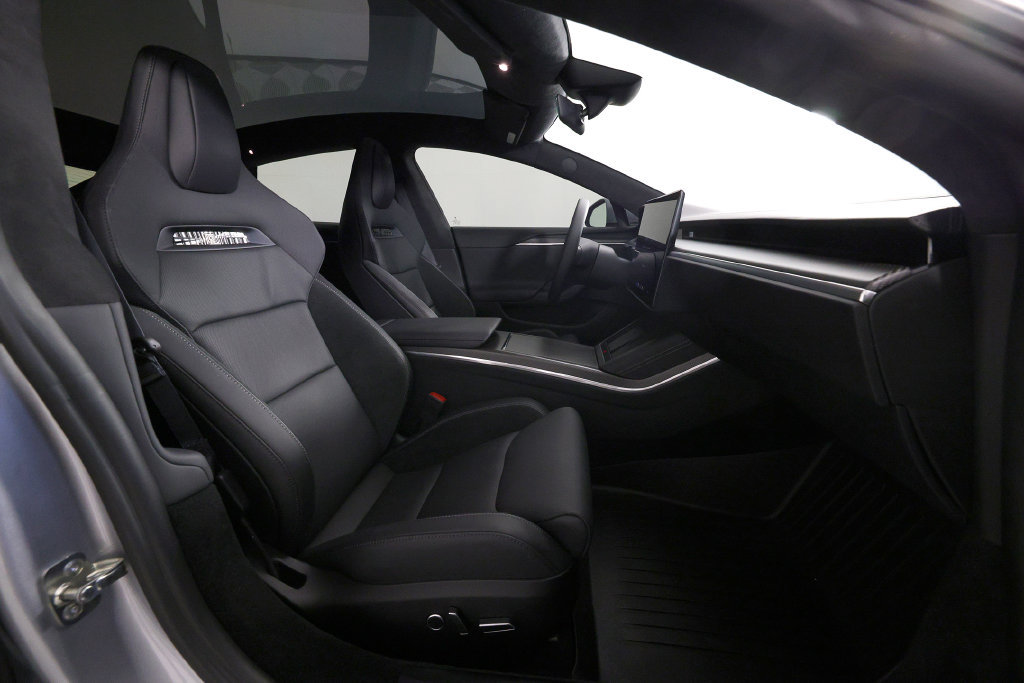 Used 2025 Tesla Model S Plaid AWD/4WD image 10