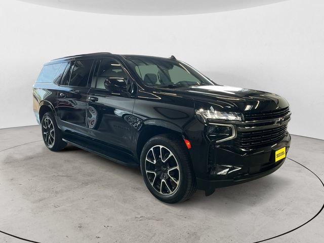 Used 2022 Chevrolet Suburban RST AWD/4WD image 3