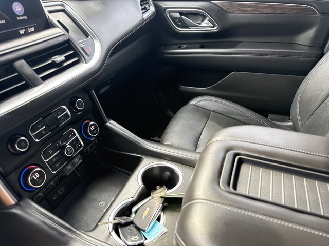 Used 2021 Chevrolet Suburban Z71 w/ Z71 Signature Package AWD/4WD image 25