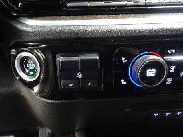 Used 2024 Chevrolet Silverado 2500 LT w/ Convenience Package AWD/4WD image 32