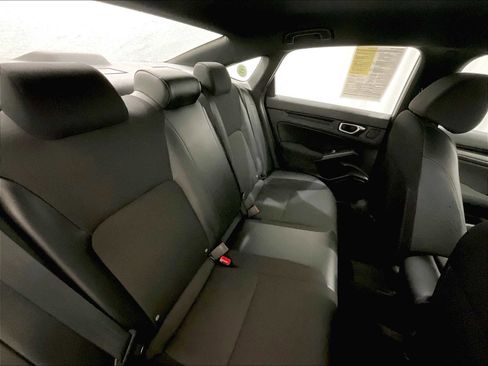 Used 2024 Honda Civic Sport image 16