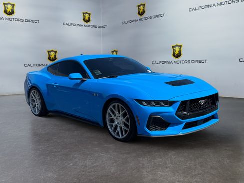 Used 2024 Ford Mustang GT RWD image 7
