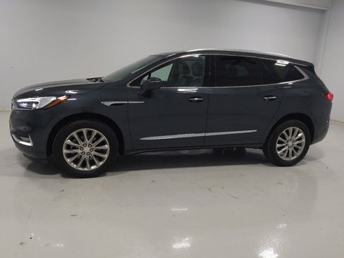 Used 2019 Buick Enclave Essence w/ Trailering Package, 5000 lbs. AWD/4WD image 2