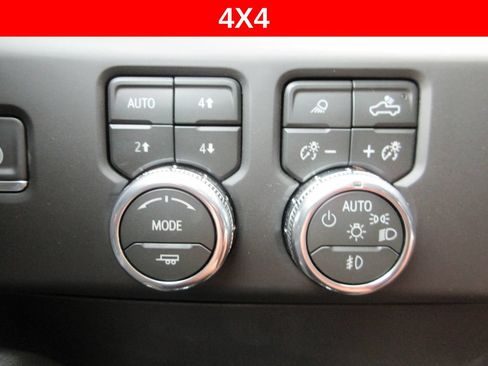 Used 2026 GMC Sierra 1500 AT4 w/ AT4 Premium Package AWD/4WD image 35