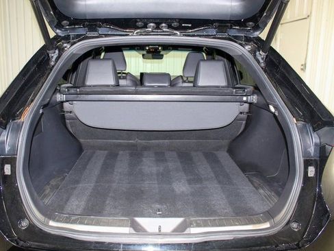 Used 2021 Toyota Venza XLE w/ Softex Package image 8