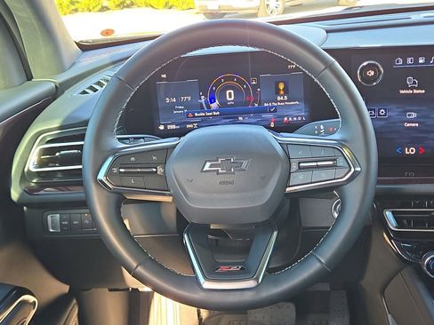 Used 2024 Chevrolet Traverse Z71 w/ LPO, Floor Liner Package image 21