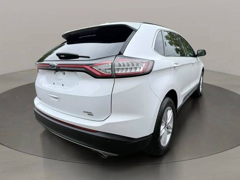 Used 2018 Ford Edge SEL w/ Equipment Group 201A AWD/4WD image 8
