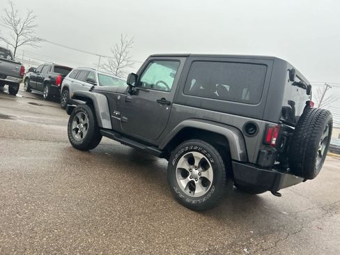 Certified 2018 Jeep Wrangler Sahara w/ Connectivity Group image 25
