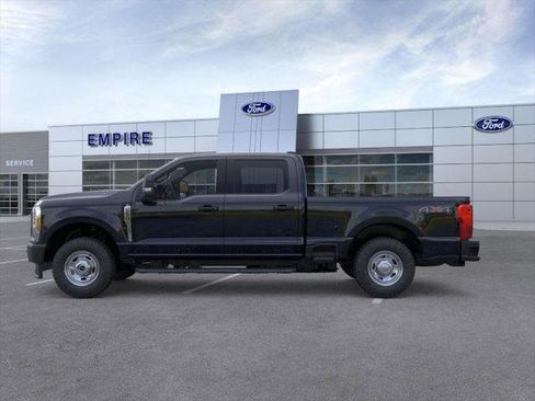 New 2026 Ford F250 XL w/ XL Off-Road Package image 3