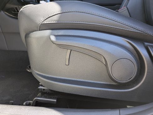 Certified 2023 Kia Seltos S image 25