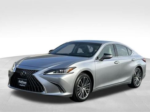 Certified 2024 Lexus ES 300h w/ Luxury Package image 3
